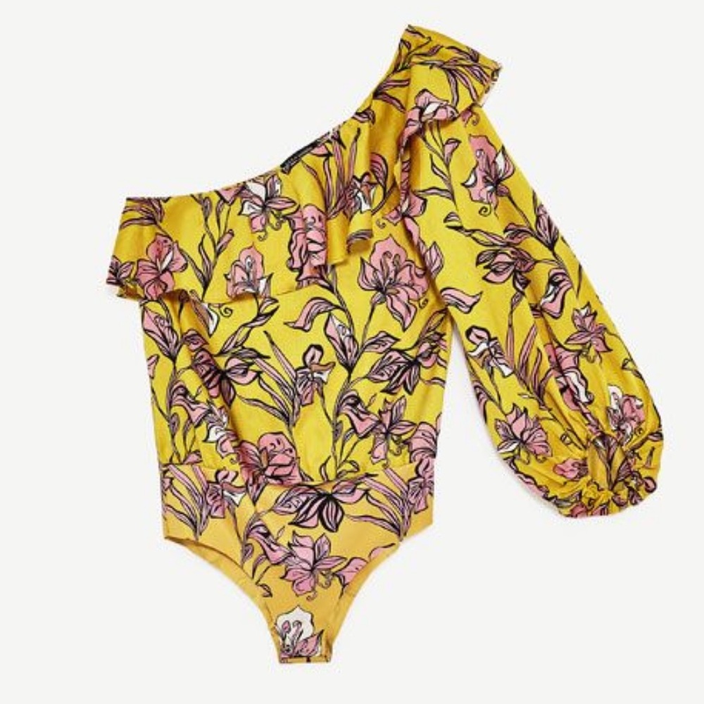 NEW!!! HP 🥳🥳🥳Zara Floral One Sleeve Bodysuit